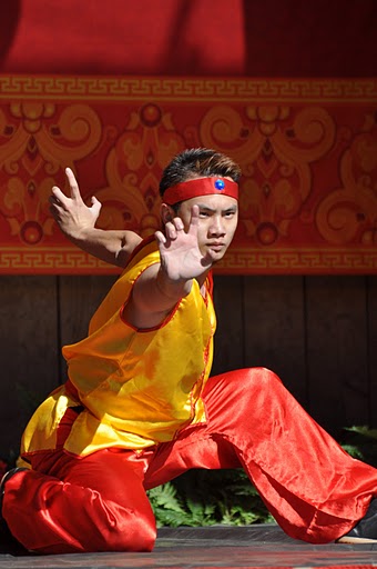 002gAXy8gy6PT4Jkb1z7d&690